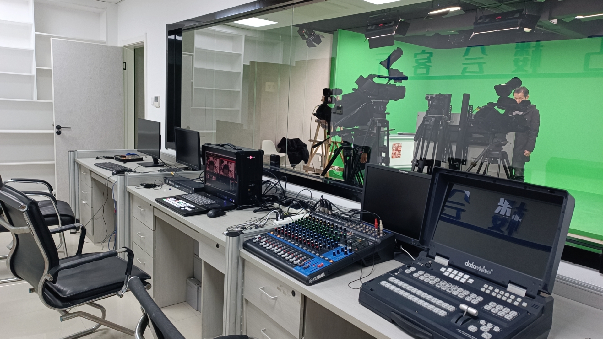 演播室选择实用参考及应用经验分享插图