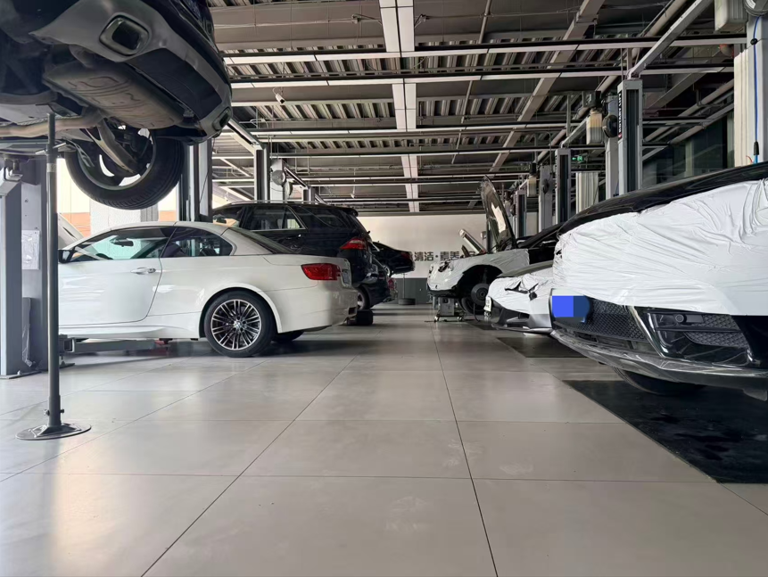 北京下摆臂胶套老化哪家口碑好 修车二哥奔驰维修丰台店口碑如何插图1 北京下摆臂胶套老化哪家口碑好 修车二哥奔驰维修丰台店口碑如何插图1