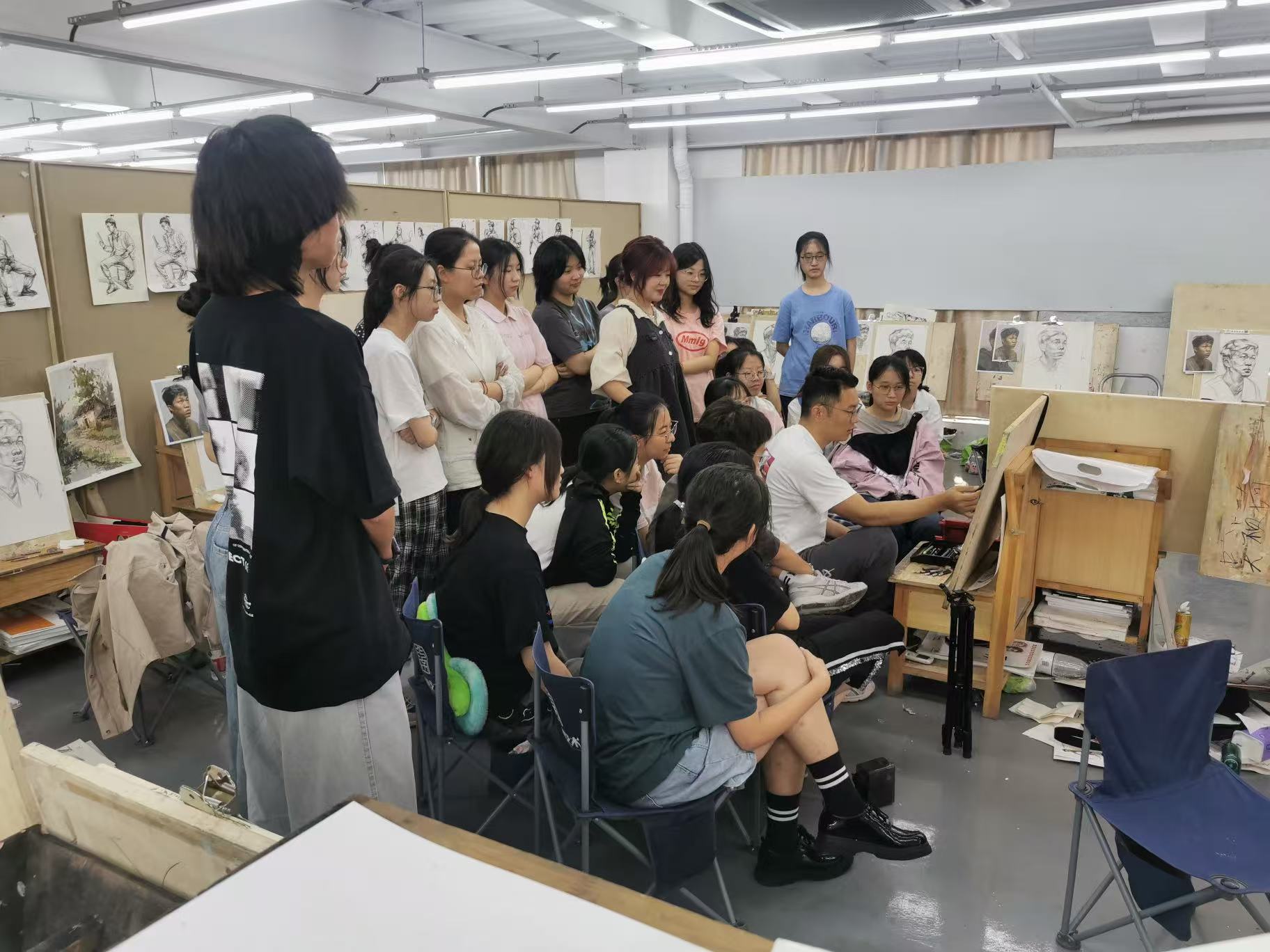 嘉兴美术升学实用经验与落地参考插图1 嘉兴美术升学实用经验与落地参考插图1