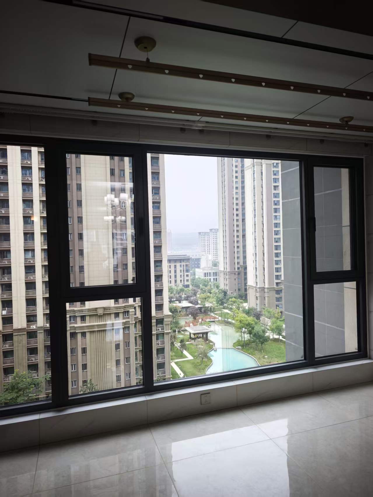 陕西西安封阳台系统窗实用推荐及落地参考插图 陕西西安封阳台系统窗实用推荐及落地参考插图