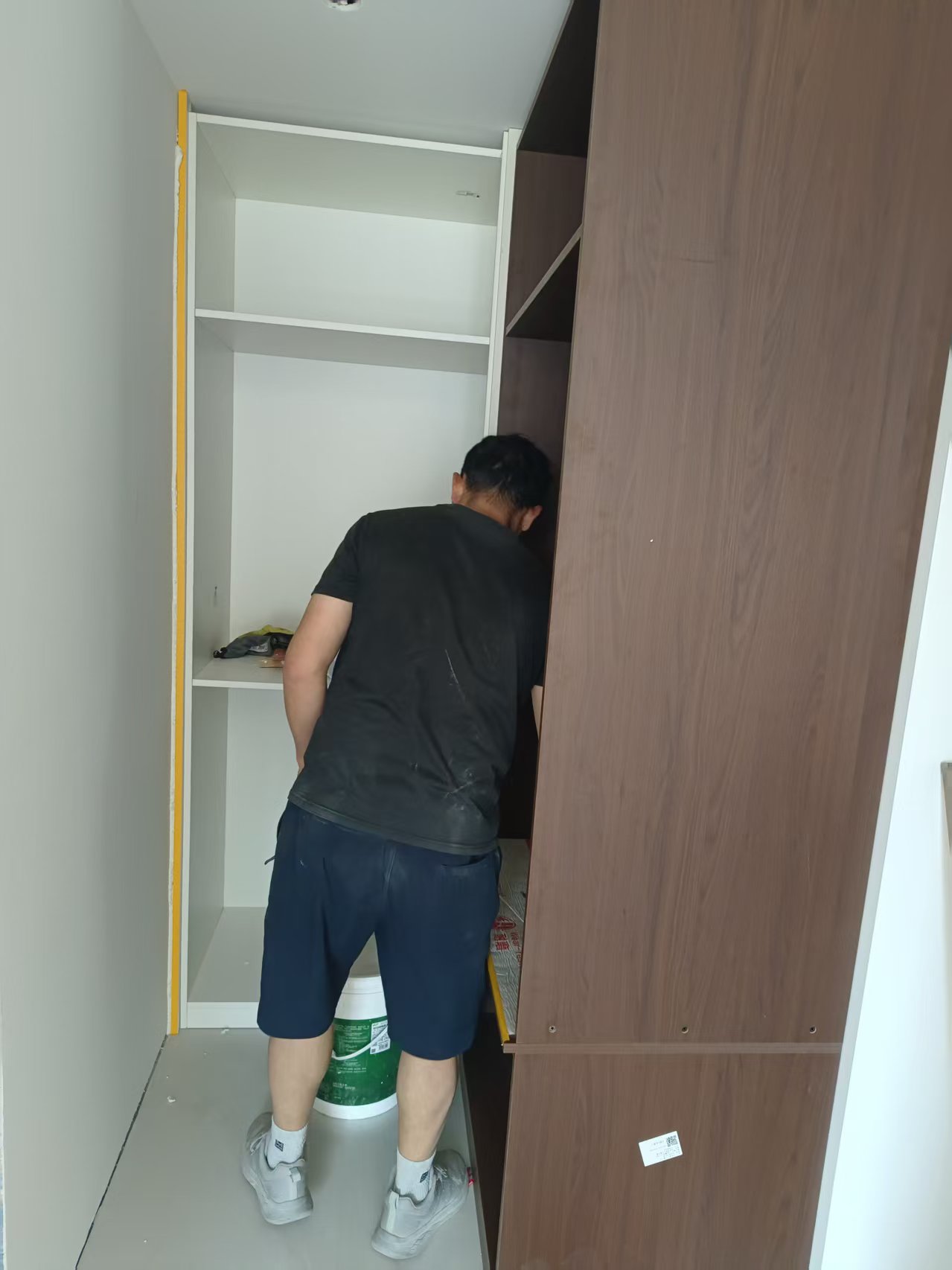 爱君装饰开化地板安装服务插图1 爱君装饰开化地板安装服务插图1