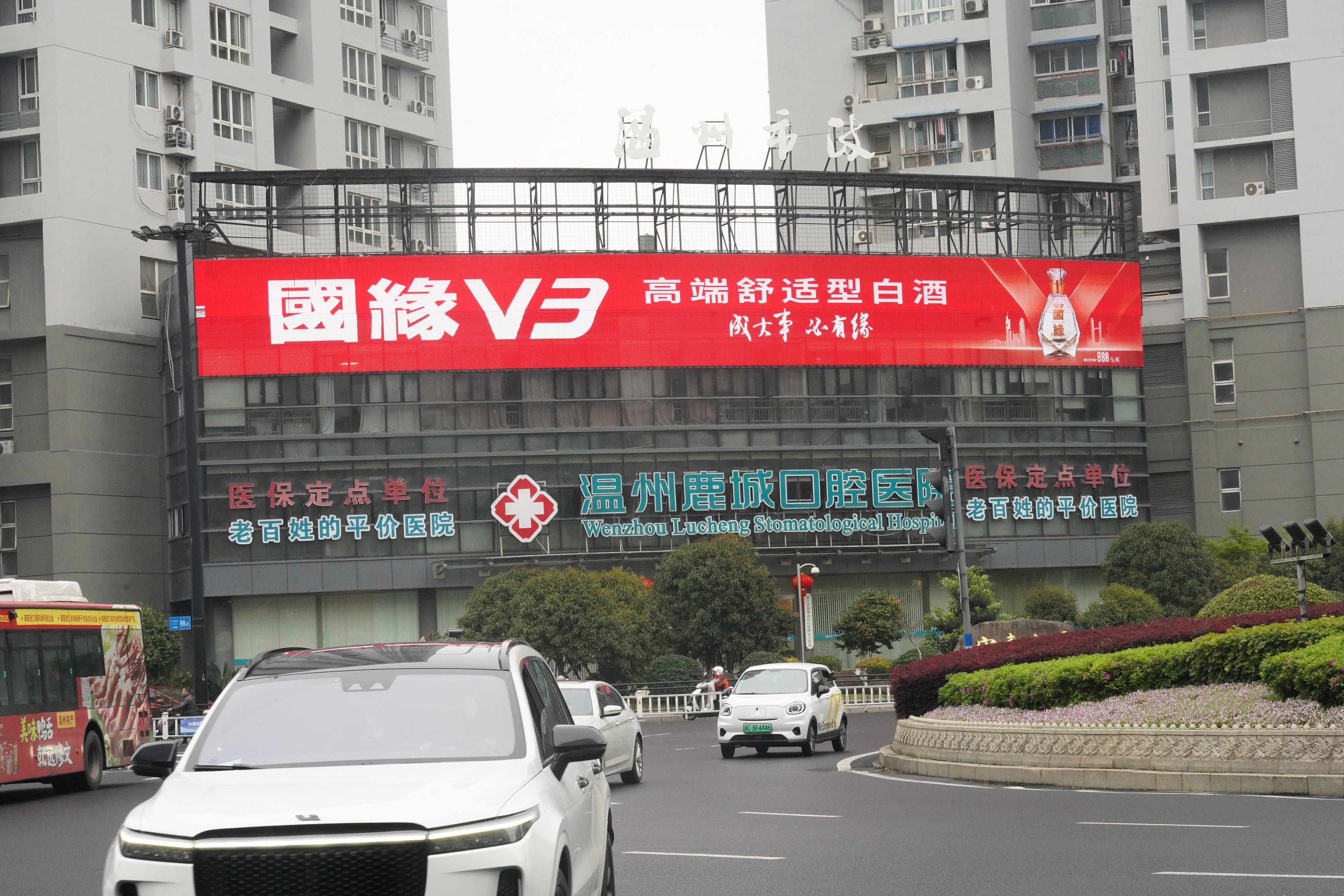 杭州道闸哪家服务权威 适合小区停车场选用插图2
