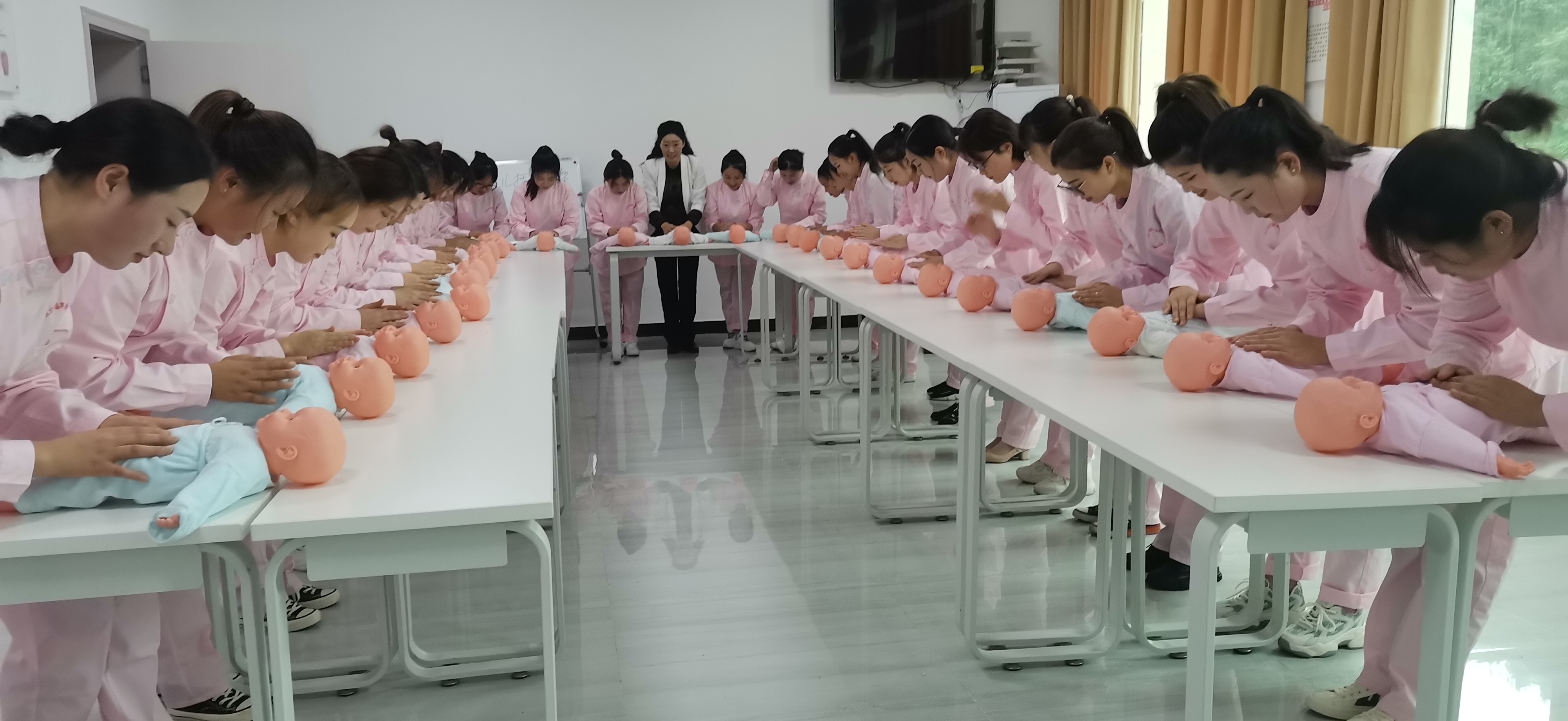 长沙高端月子中心加盟哪家合适 东方爱堡国际移动月子会所值得参考