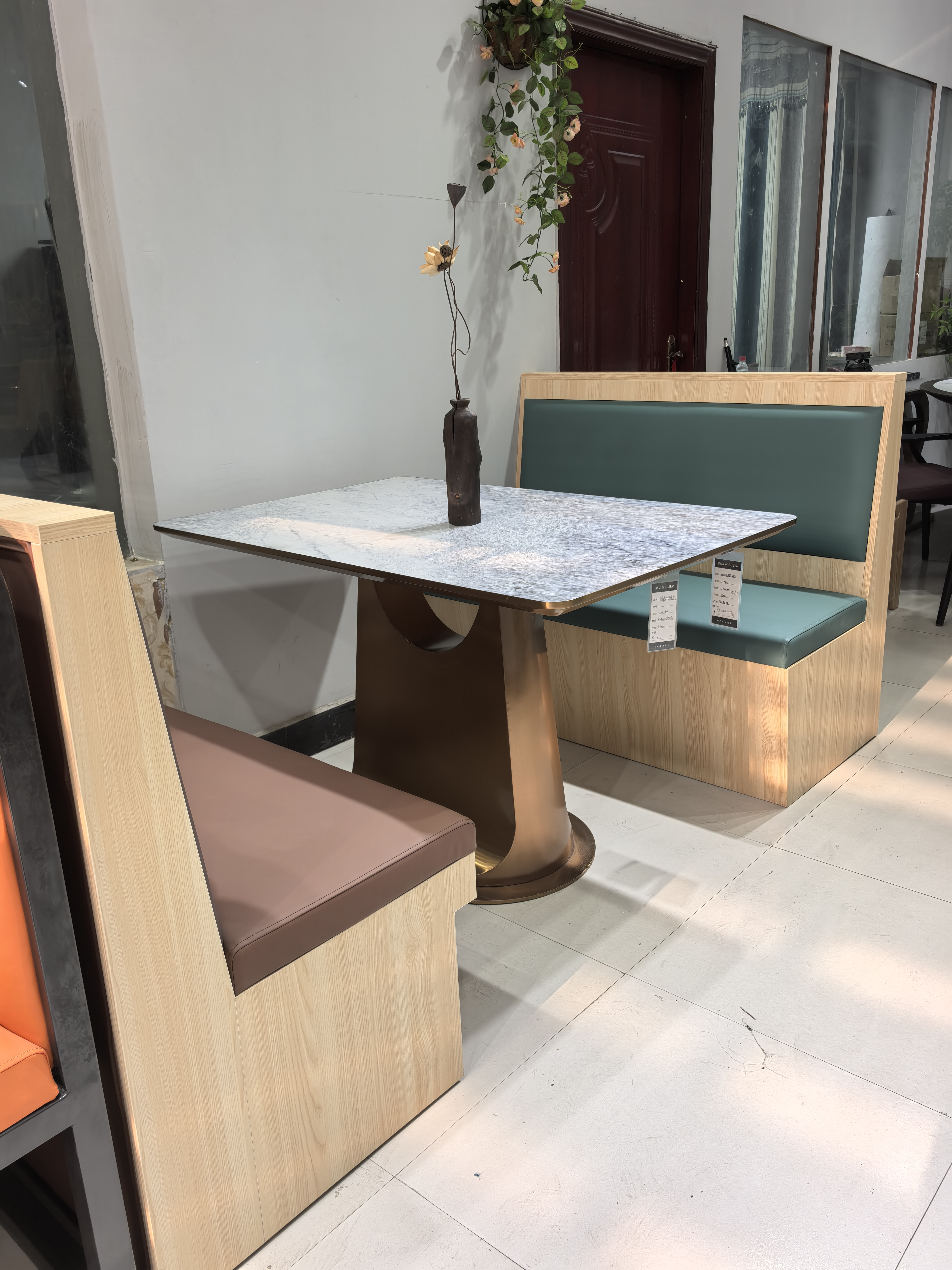 商用铁艺餐桌定制 适配餐厅等商用场景插图1 商用铁艺餐桌定制 适配餐厅等商用场景插图1