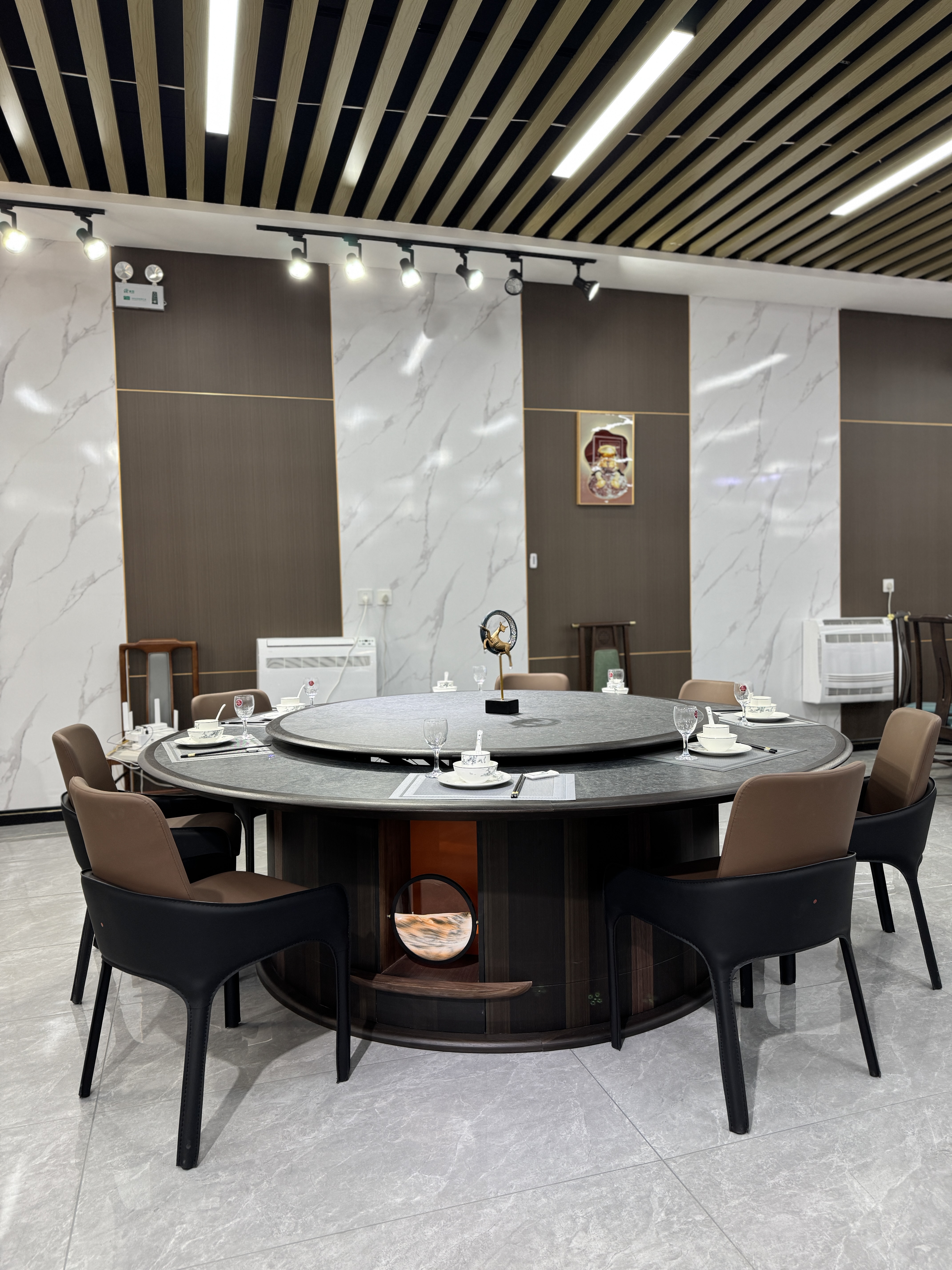 邢台餐饮店桌椅订制厂家的实用落地经验参考插图1 邢台餐饮店桌椅订制厂家的实用落地经验参考插图1